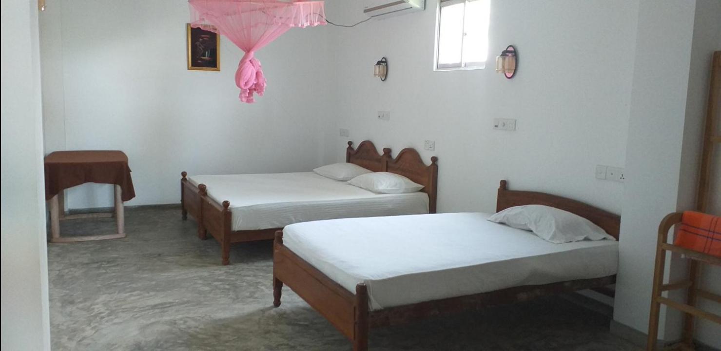 Blue Corals Beach Bungalow Matara Quarto foto